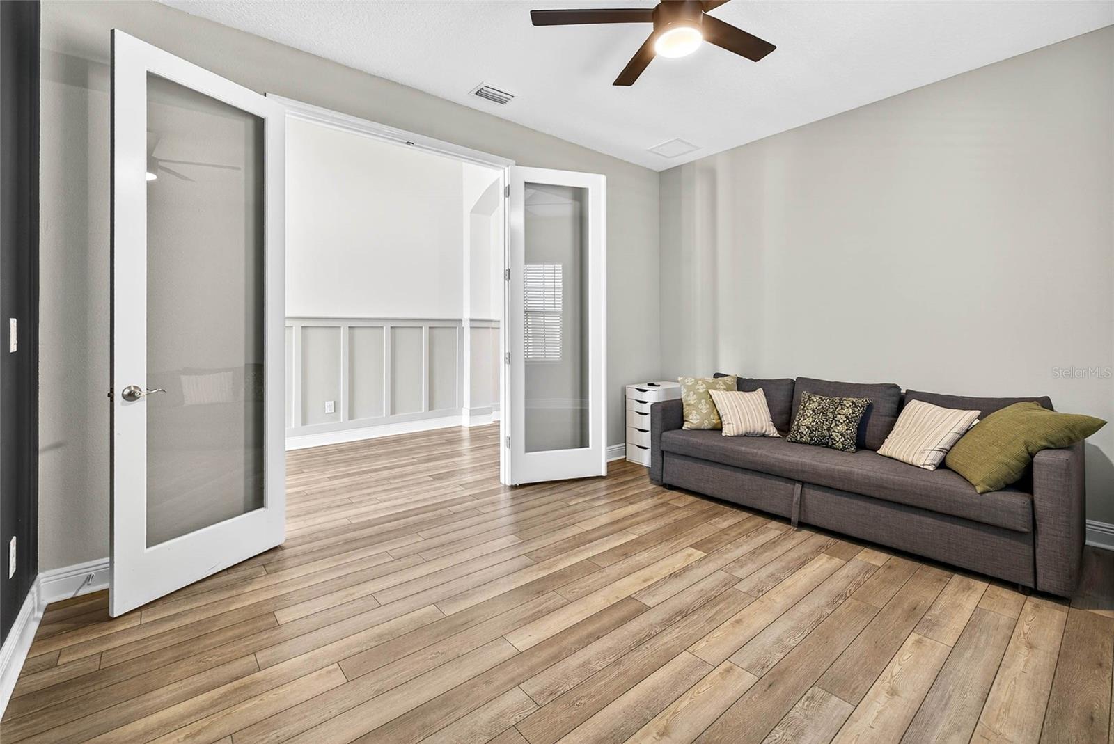 B & D HAWKSTONE PH 2 - Residential Lease