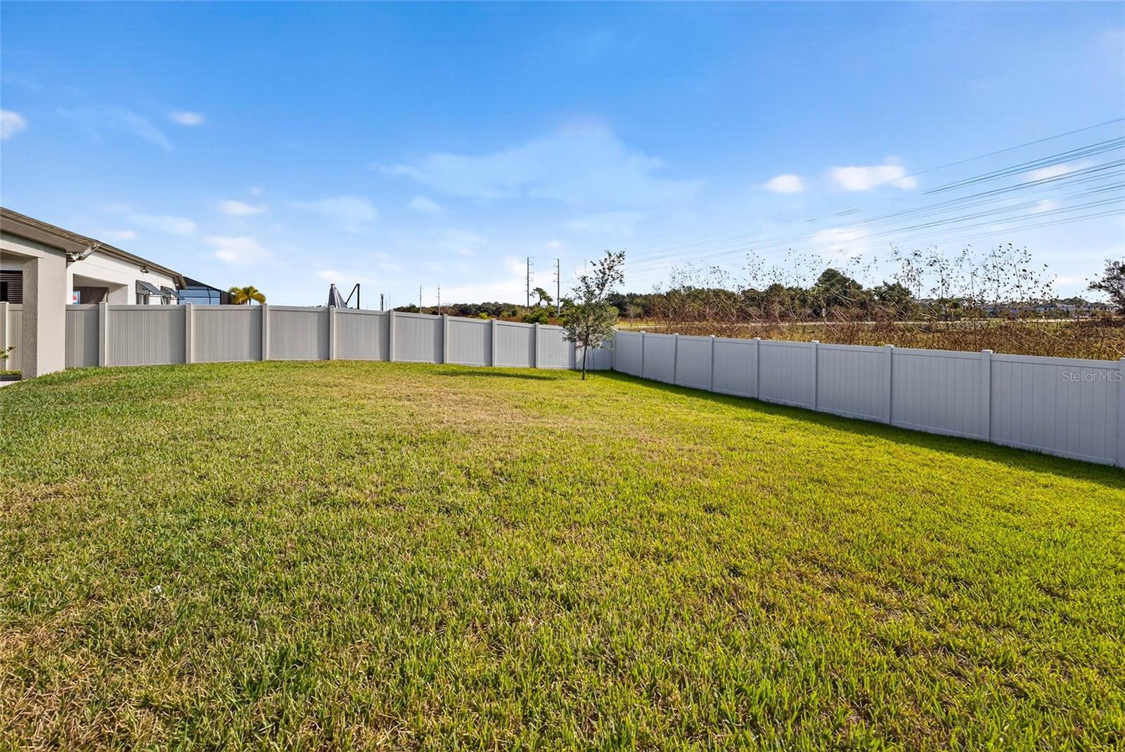 B & D HAWKSTONE PH 2 - Residential Lease