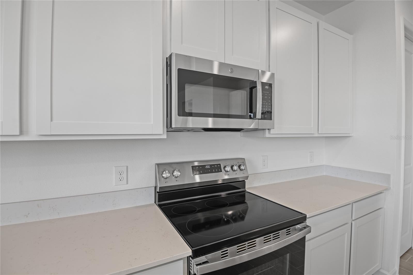 5216 BEE BALM STREET