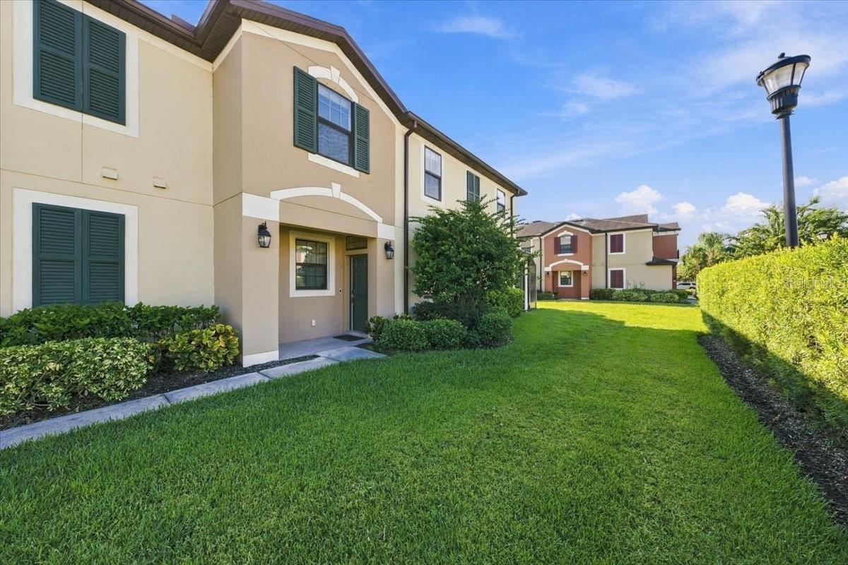 9128 CAROLINA WREN DRIVE