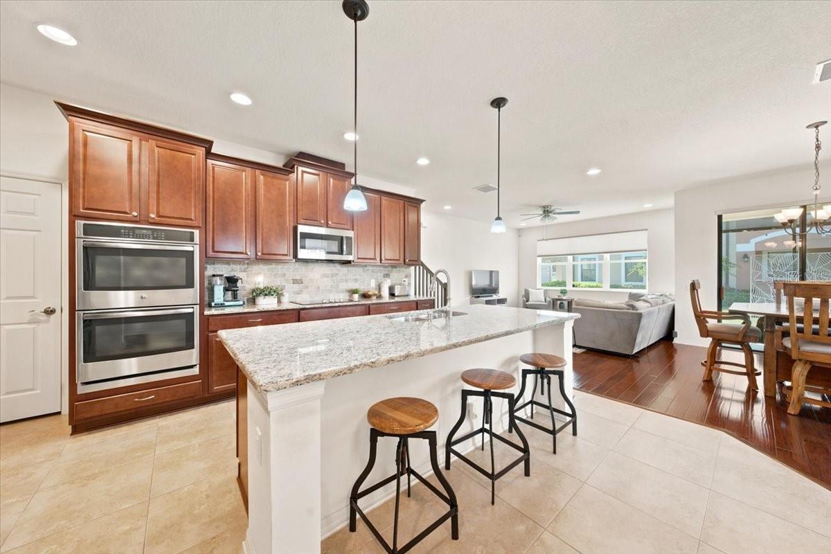 9128 CAROLINA WREN DRIVE