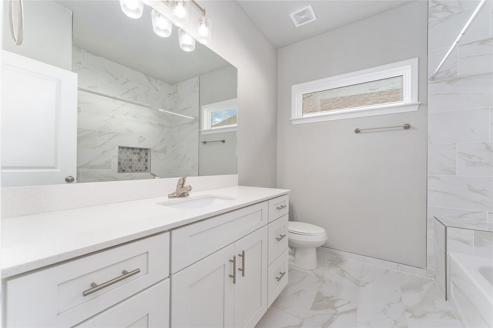 GRAND OAKS AT TOWER PH 2 PB 37 PG 63 - Residential