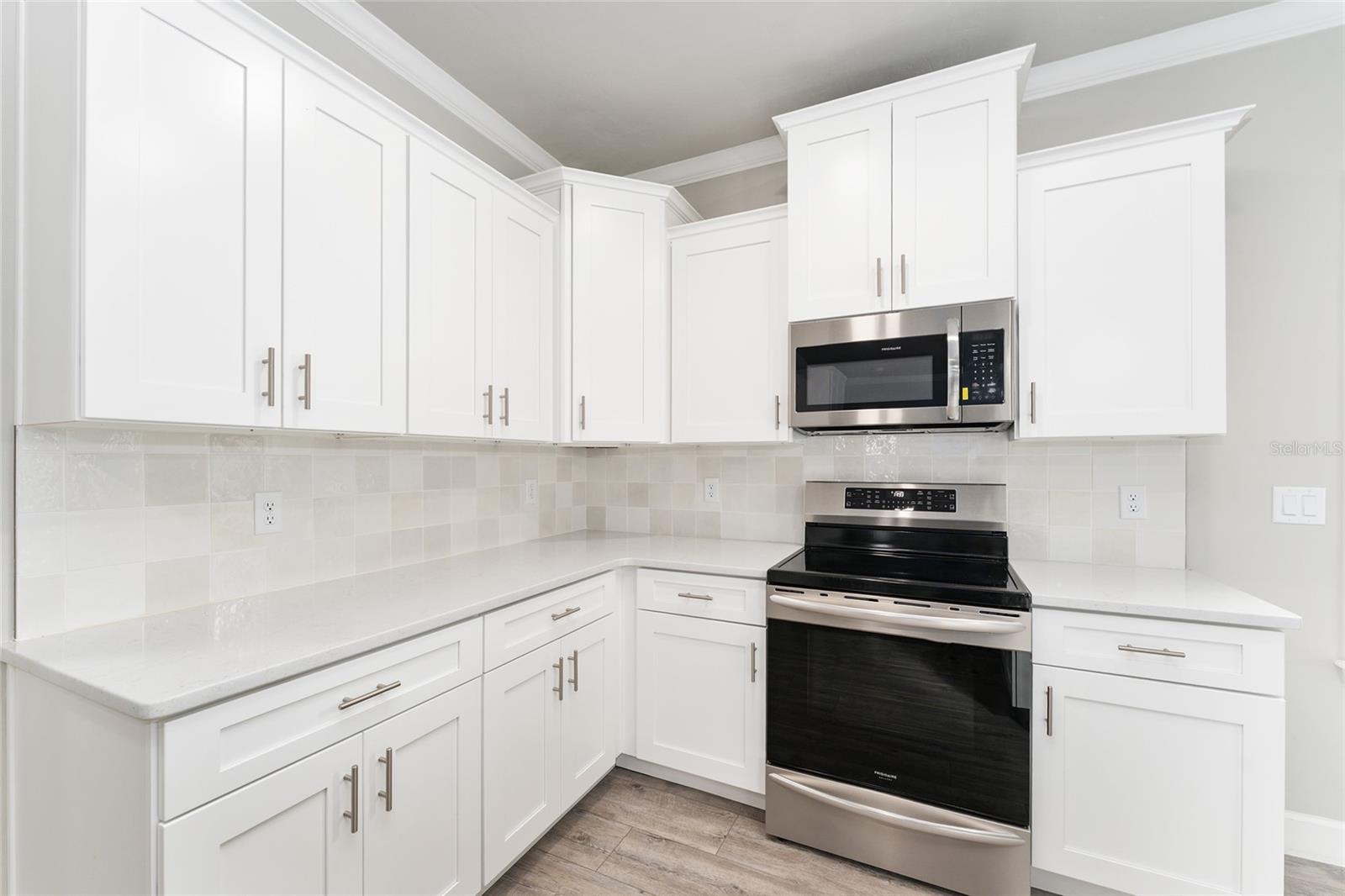 GRAND OAKS AT TOWER PH 2 PB 37 PG 63 - Residential