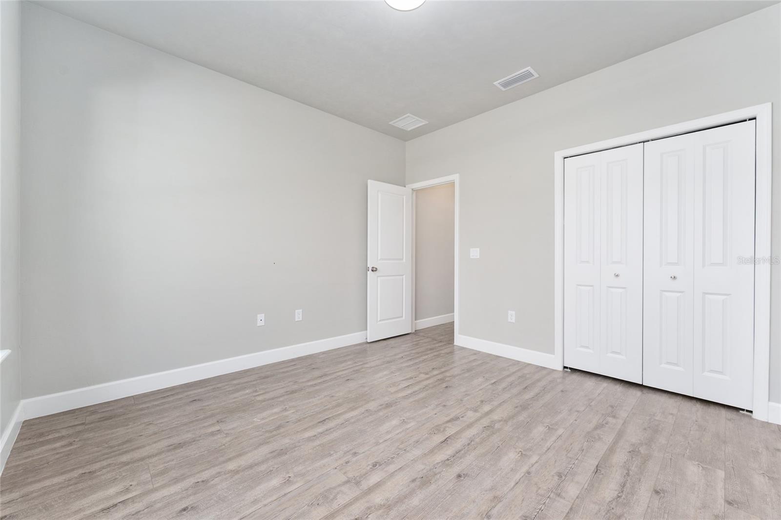 GRAND OAKS AT TOWER PH 2 PB 37 PG 63 - Residential