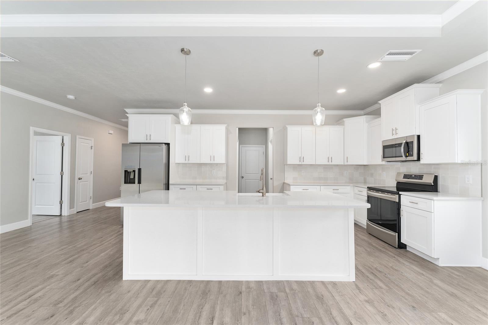 GRAND OAKS AT TOWER PH 2 PB 37 PG 63 - Residential