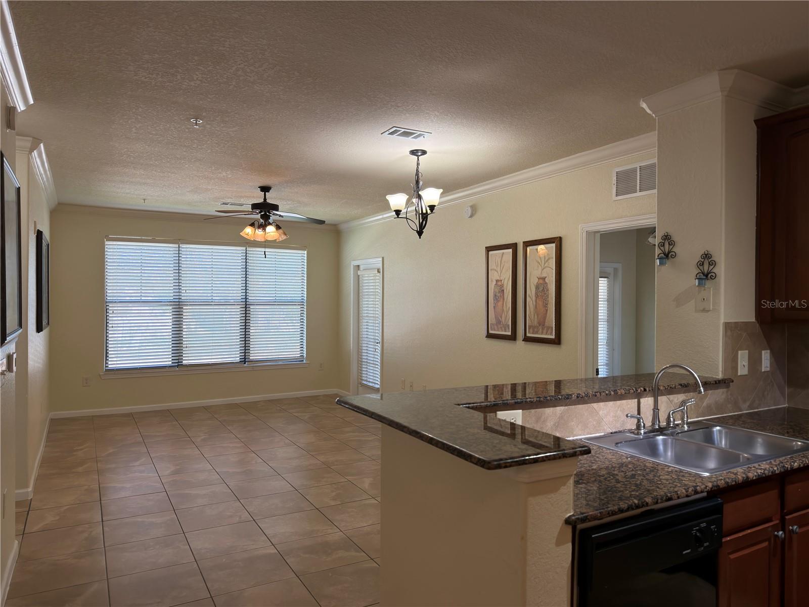 BELLA PIAZZA - Residential Lease