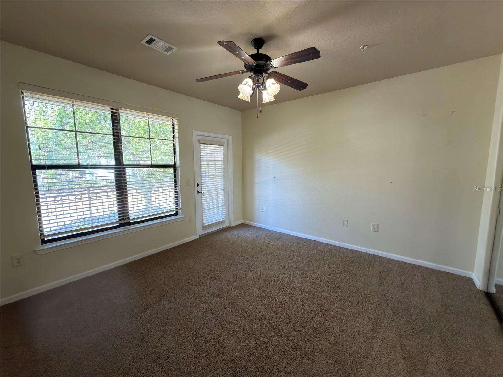 BELLA PIAZZA - Residential Lease