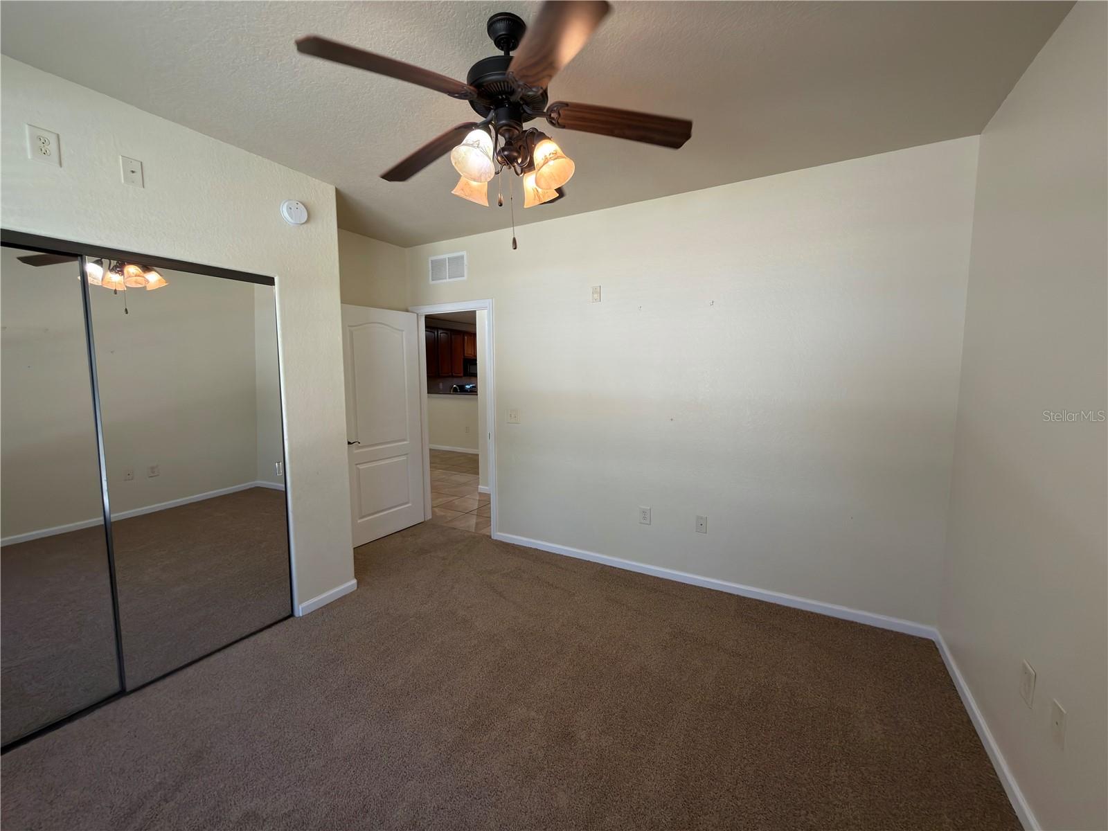 BELLA PIAZZA - Residential Lease