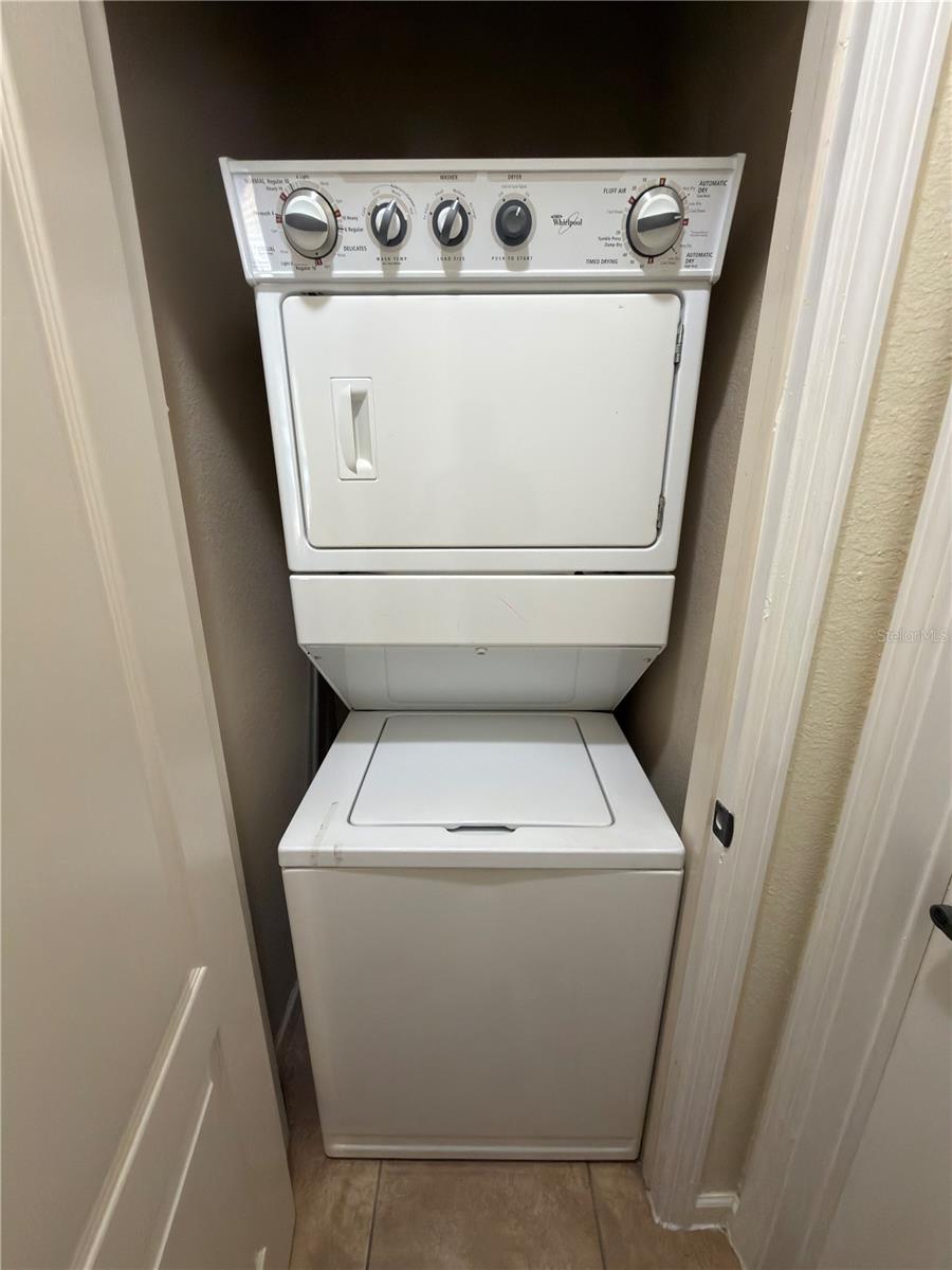 BELLA PIAZZA - Residential Lease