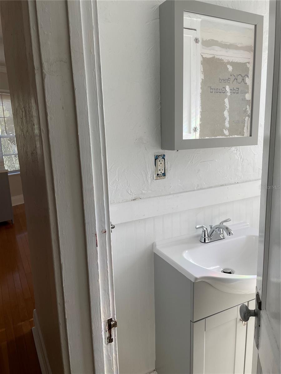 NEAR BAY SUB - Residential Lease