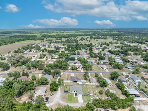 Tiny photo for 40610 E Fourth Avenue, Umatilla, FL 32784 (MLS # G5112562)