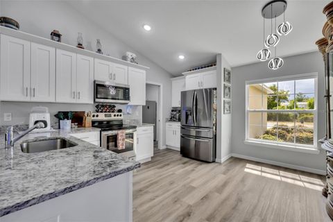 Tiny photo for 40610 E Fourth Avenue, Umatilla, FL 32784 (MLS # G5112562)
