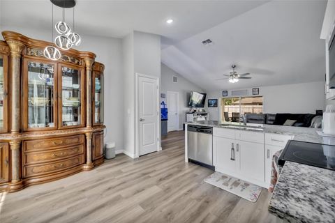 Tiny photo for 40610 E Fourth Avenue, Umatilla, FL 32784 (MLS # G5112562)