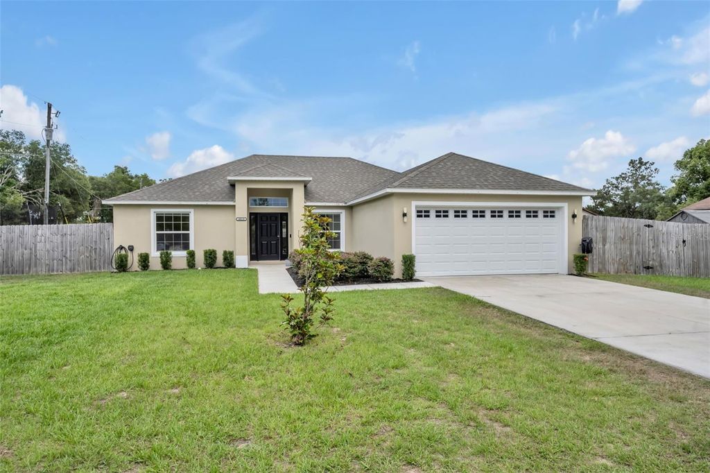 Photo of 40610 E Fourth Avenue, Umatilla, FL 32784 (MLS # G5112562)