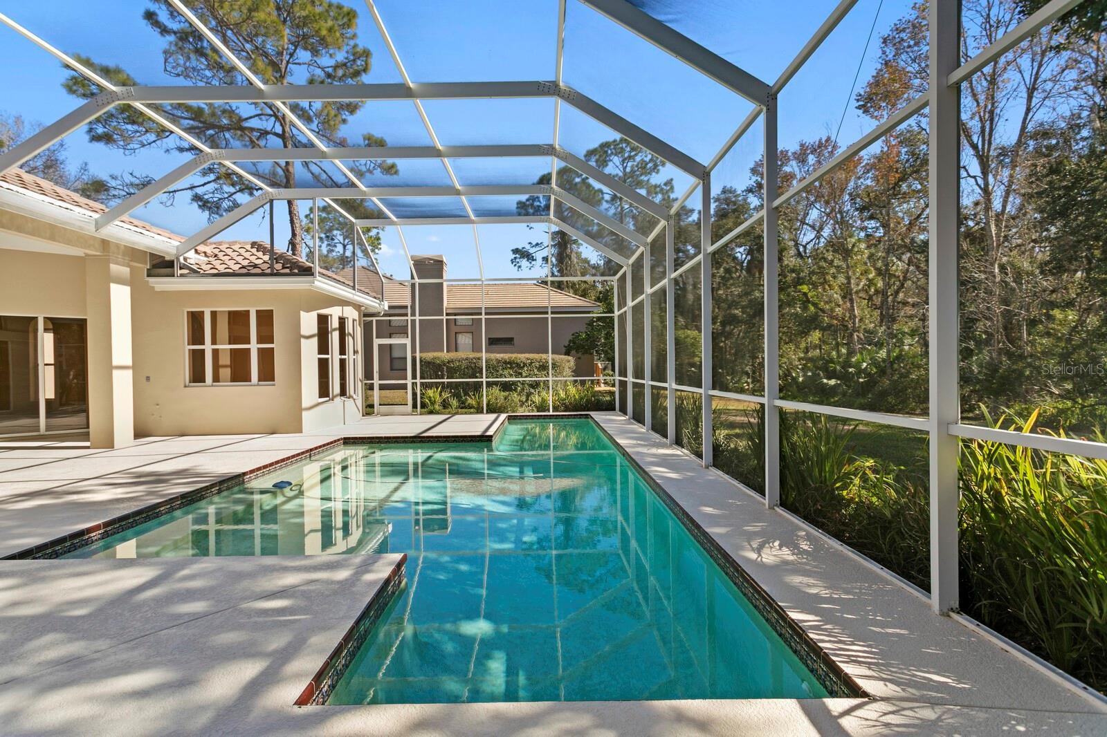 TAMPA PALMS AREA 2 UNIT 7D - Residential