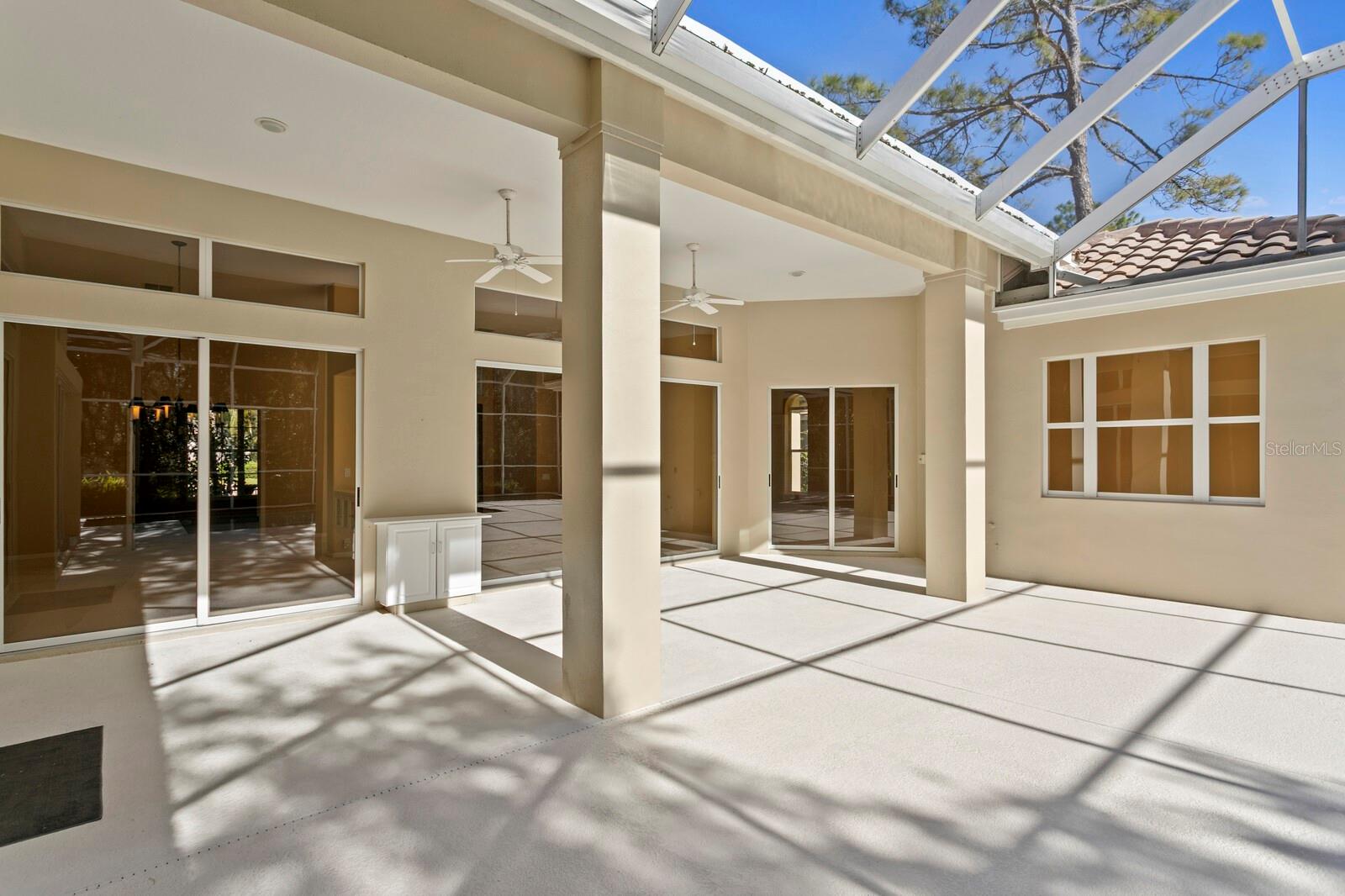 TAMPA PALMS AREA 2 UNIT 7D - Residential