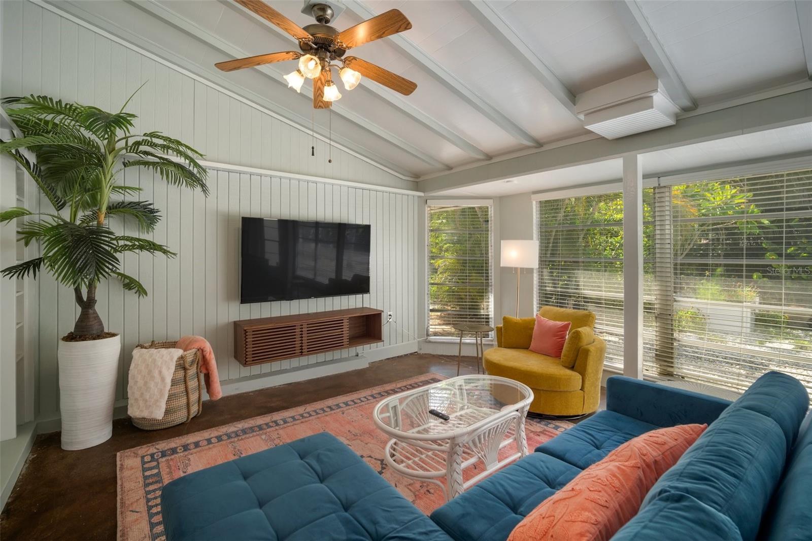 SHAWS POINT - Residential