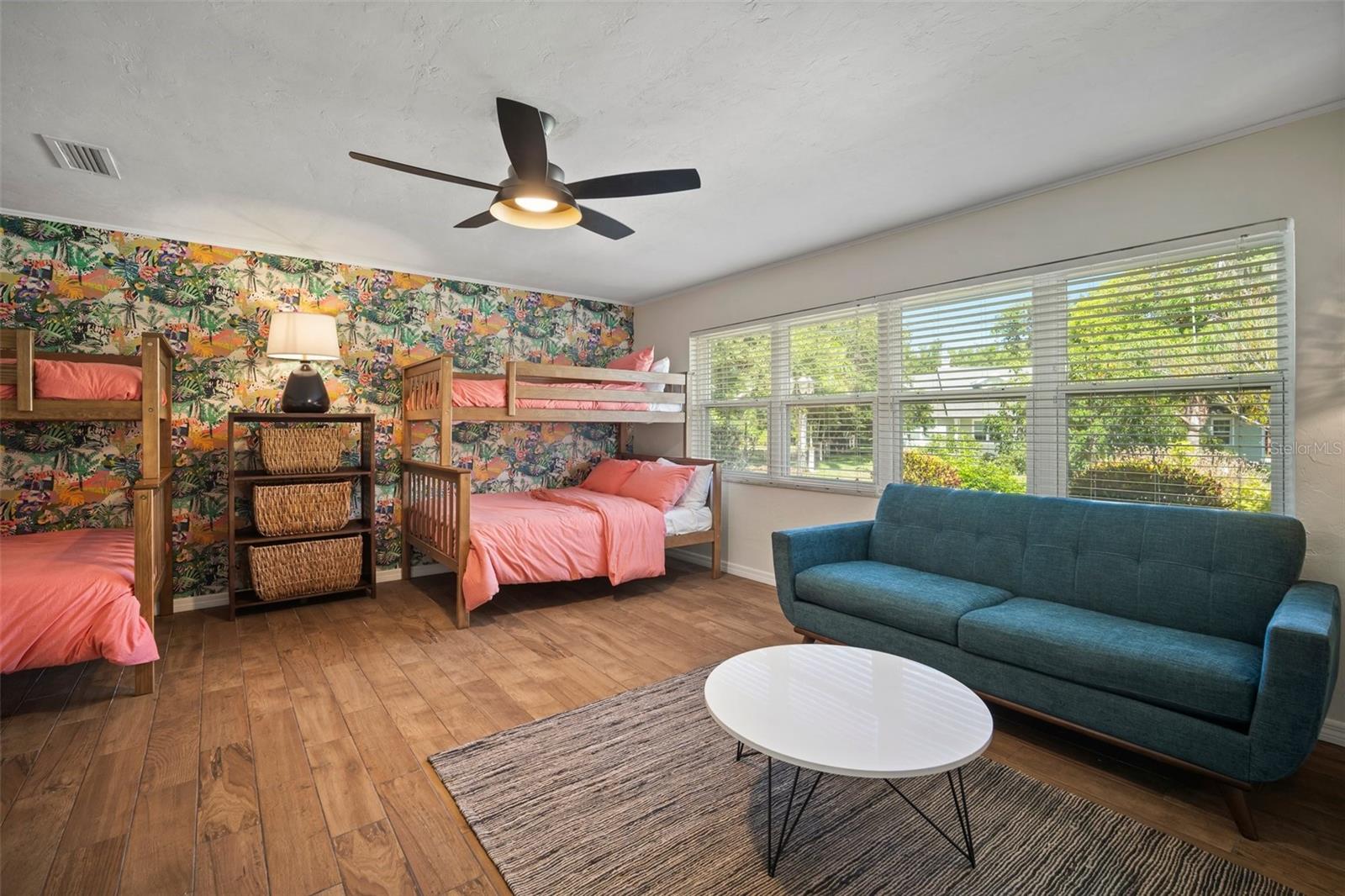 SHAWS POINT - Residential