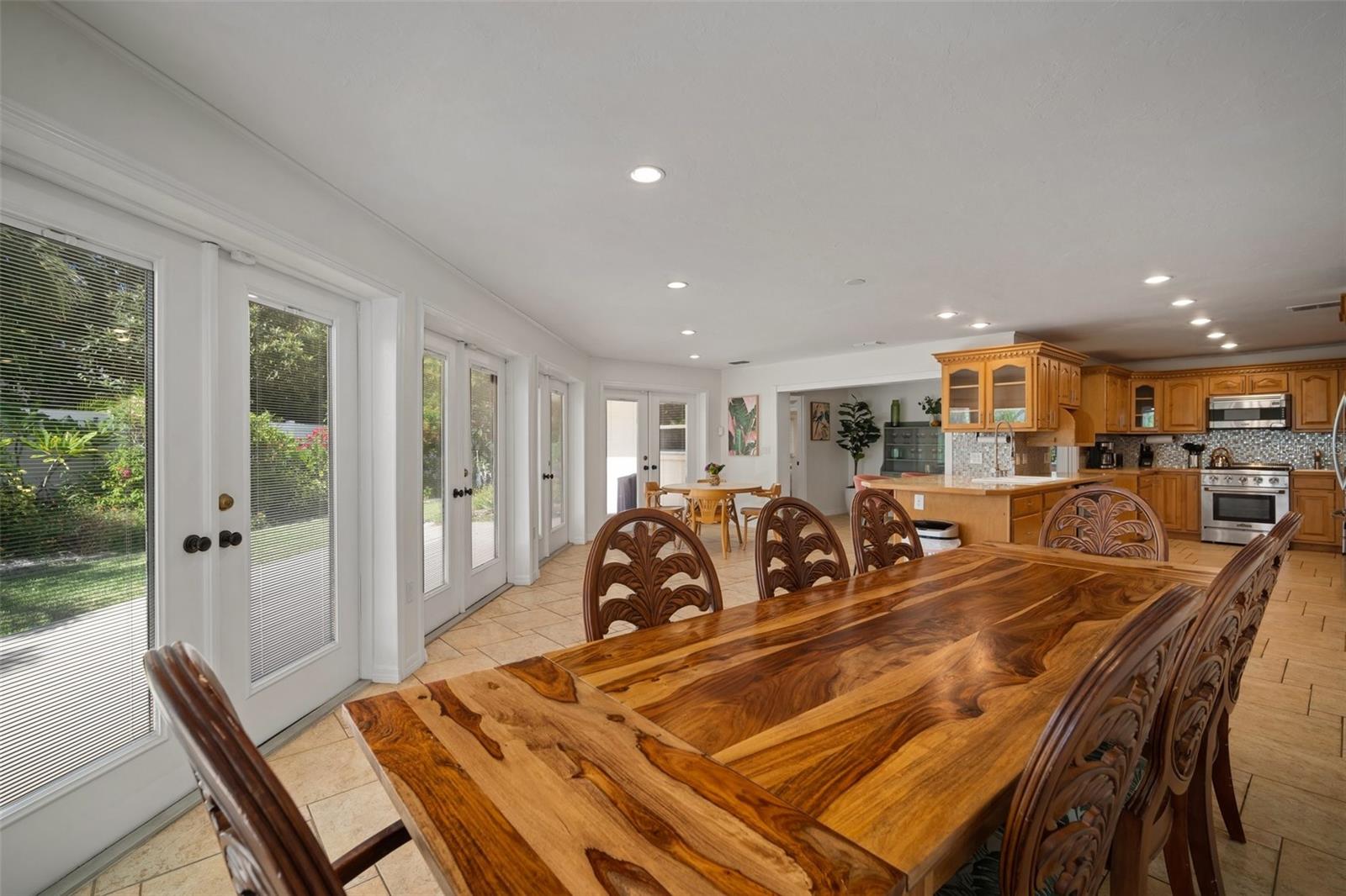 SHAWS POINT - Residential