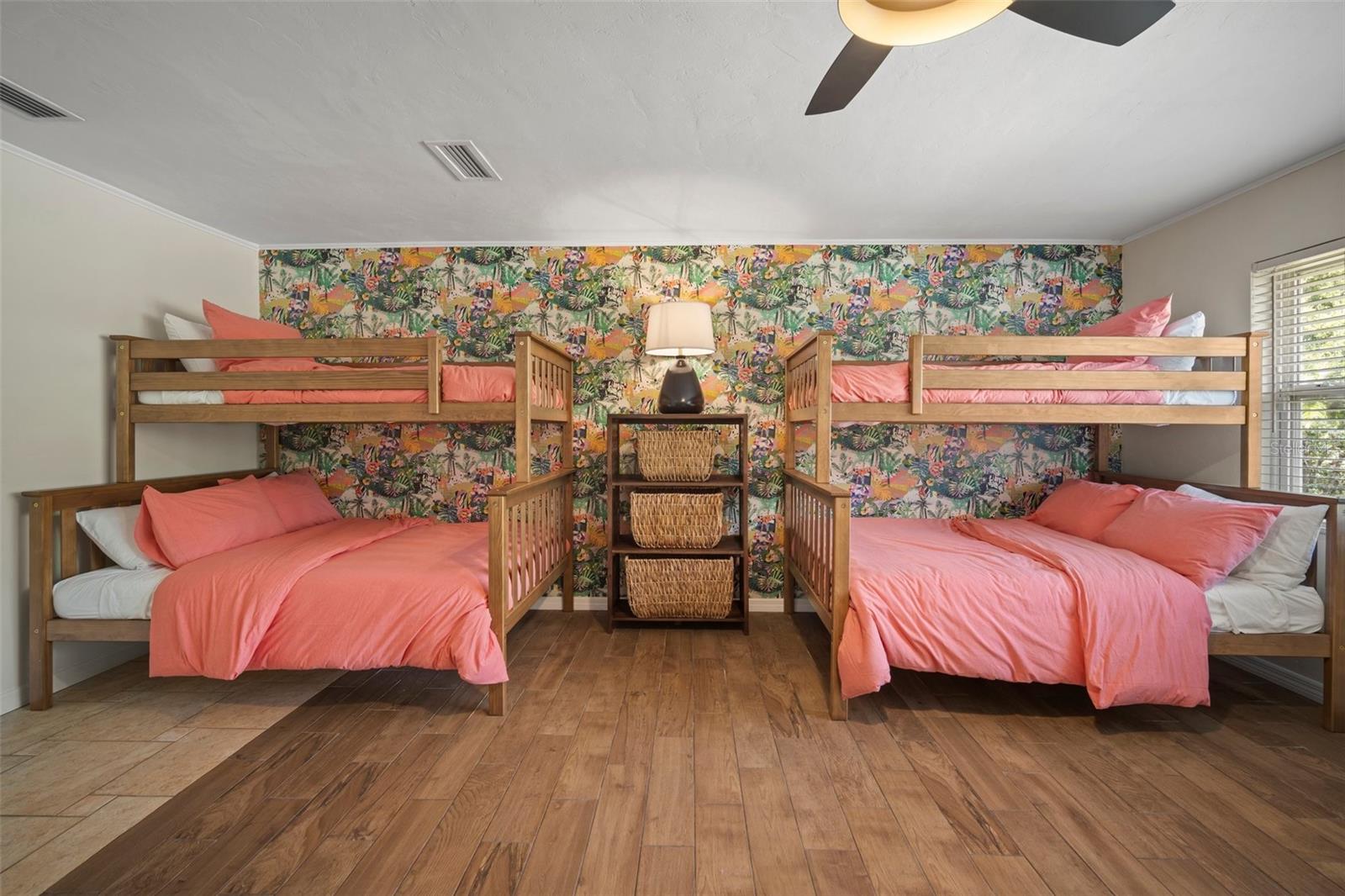 SHAWS POINT - Residential