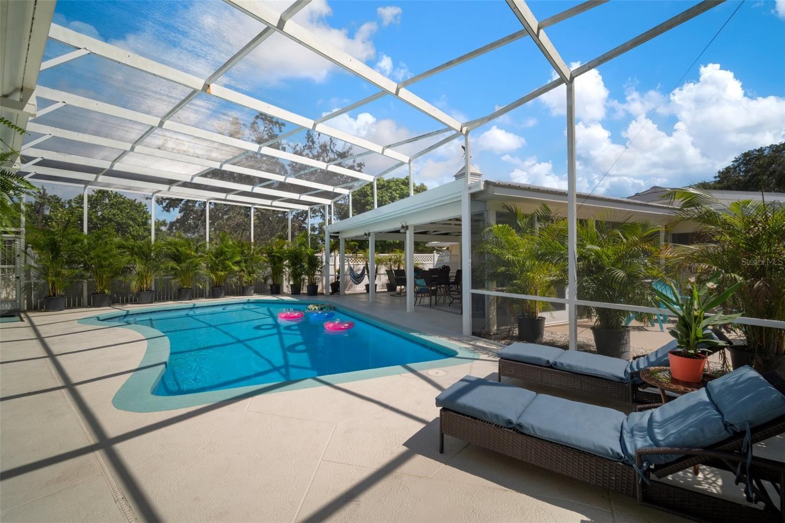 SHAWS POINT - Residential