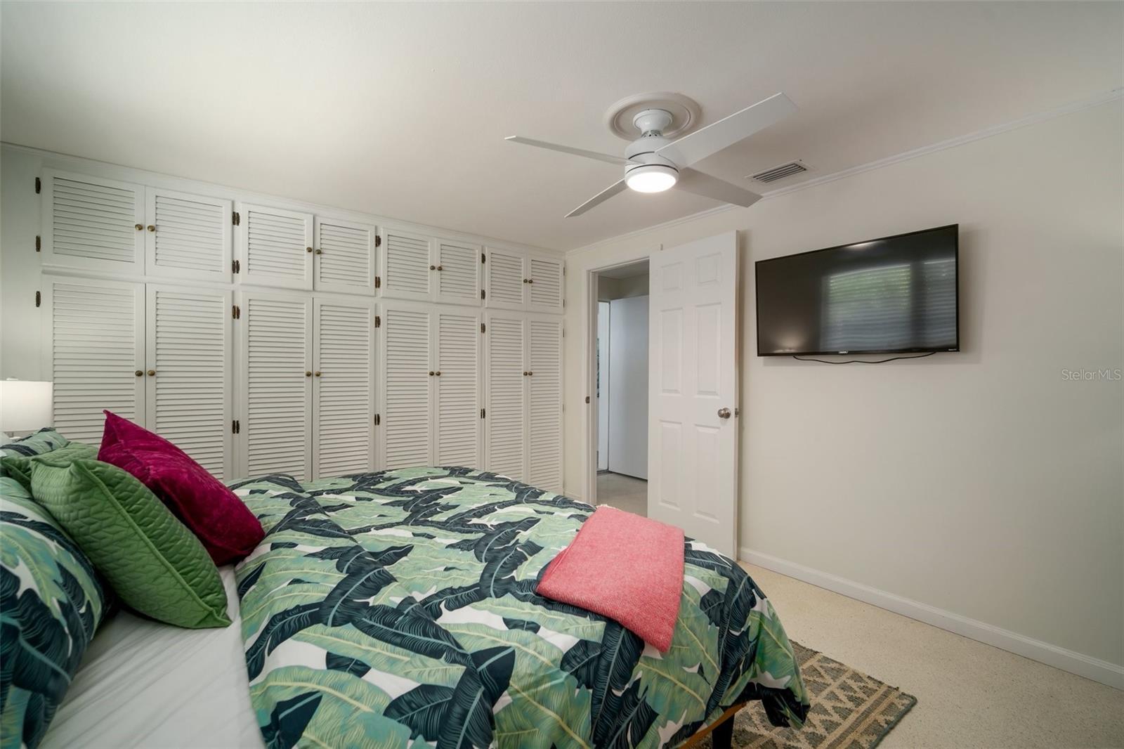 SHAWS POINT - Residential