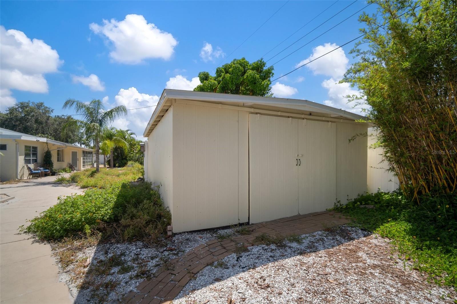 SHAWS POINT - Residential