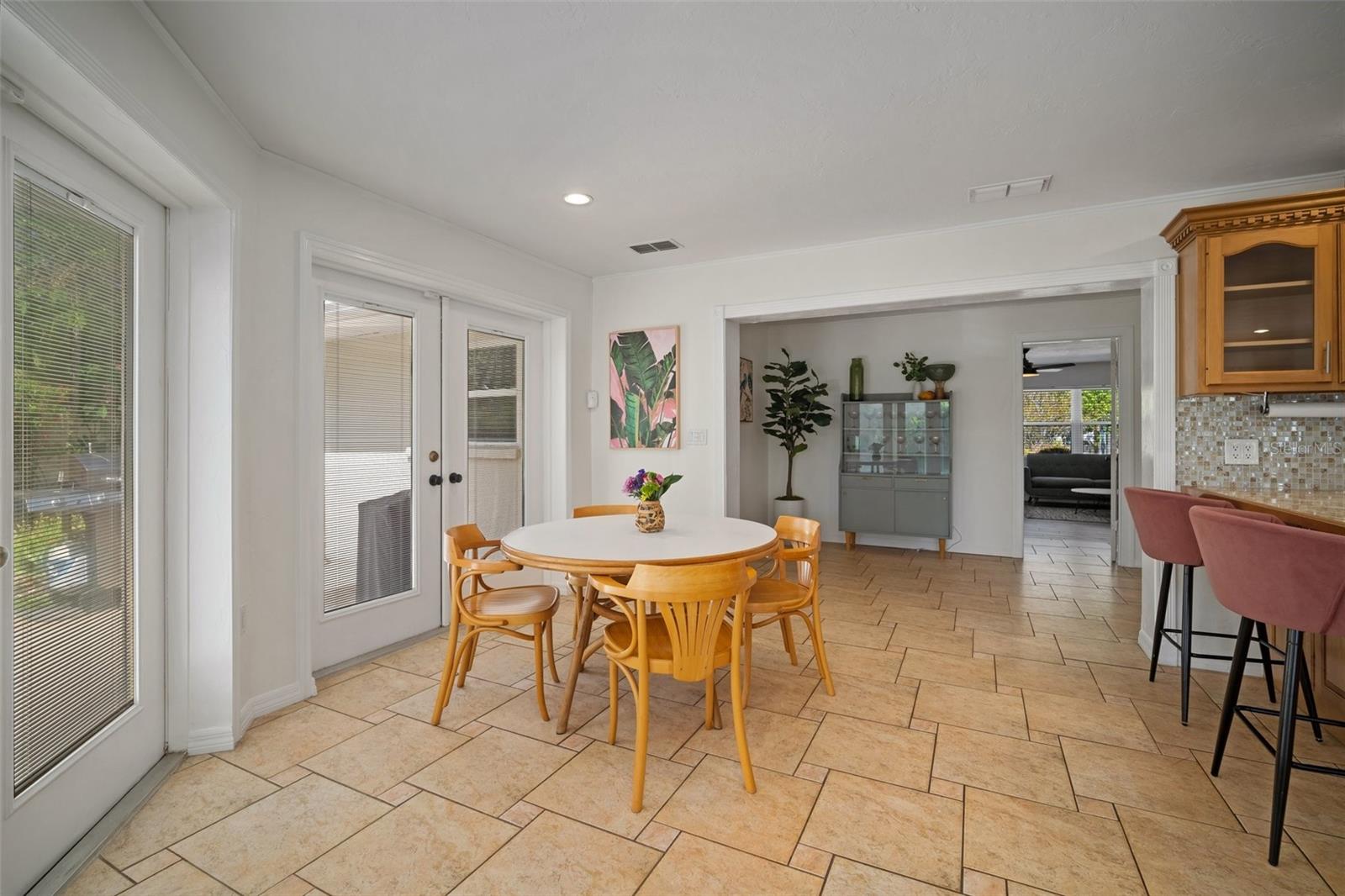 SHAWS POINT - Residential