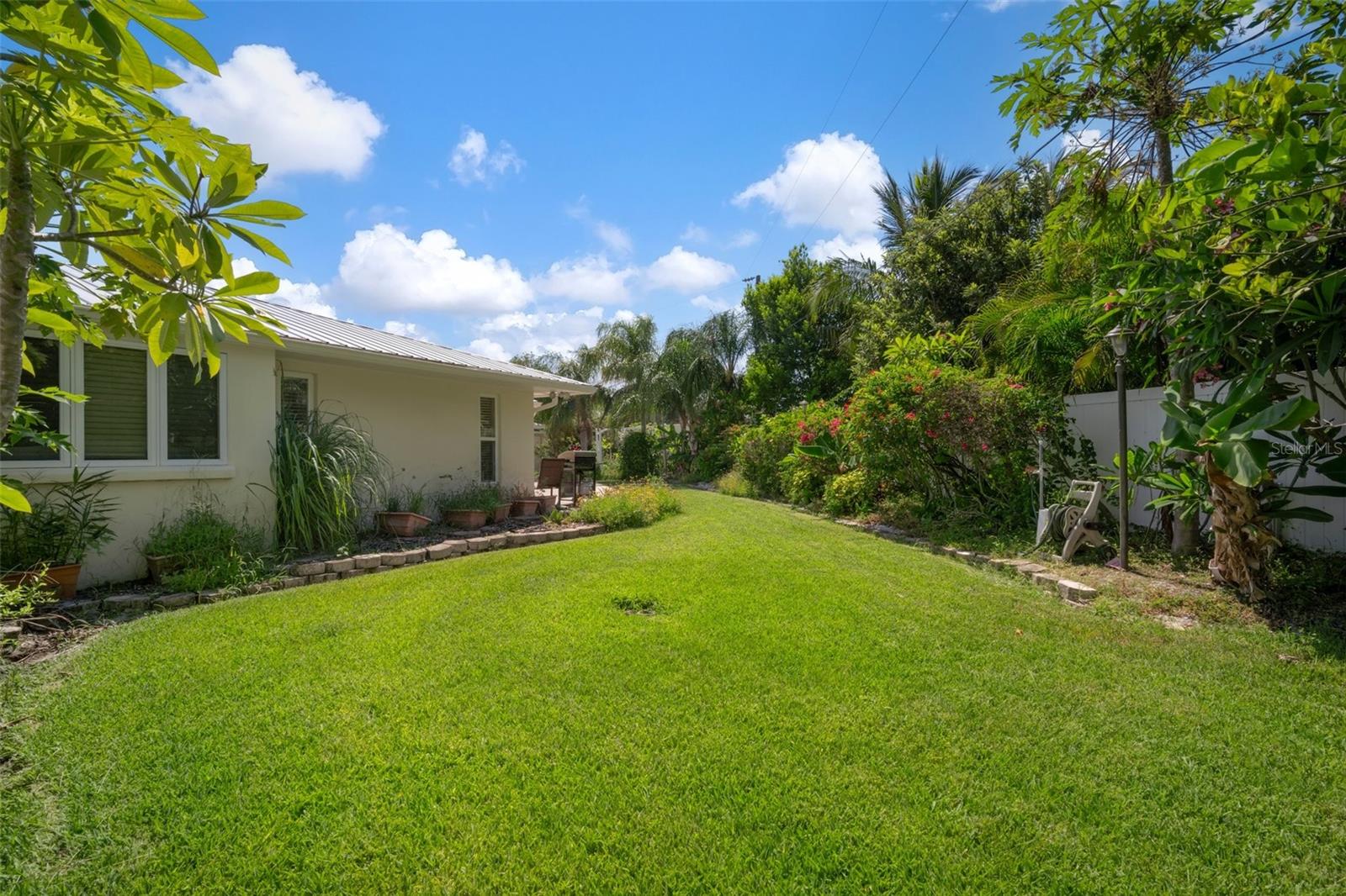 SHAWS POINT - Residential