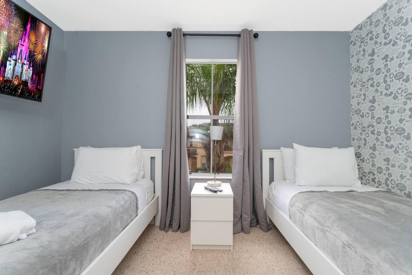 REGAL PALMS AT HIGHLAND RESERVE PH 05 - Residential