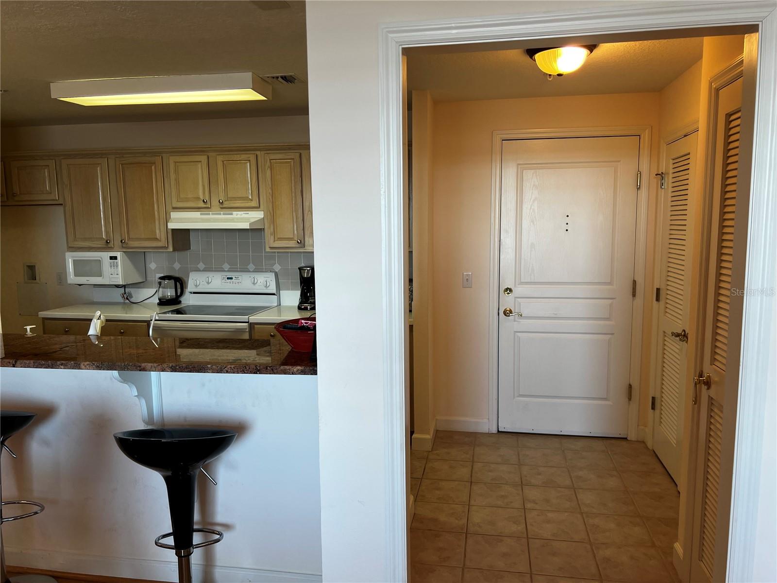 RENAISSANCE - Residential Lease