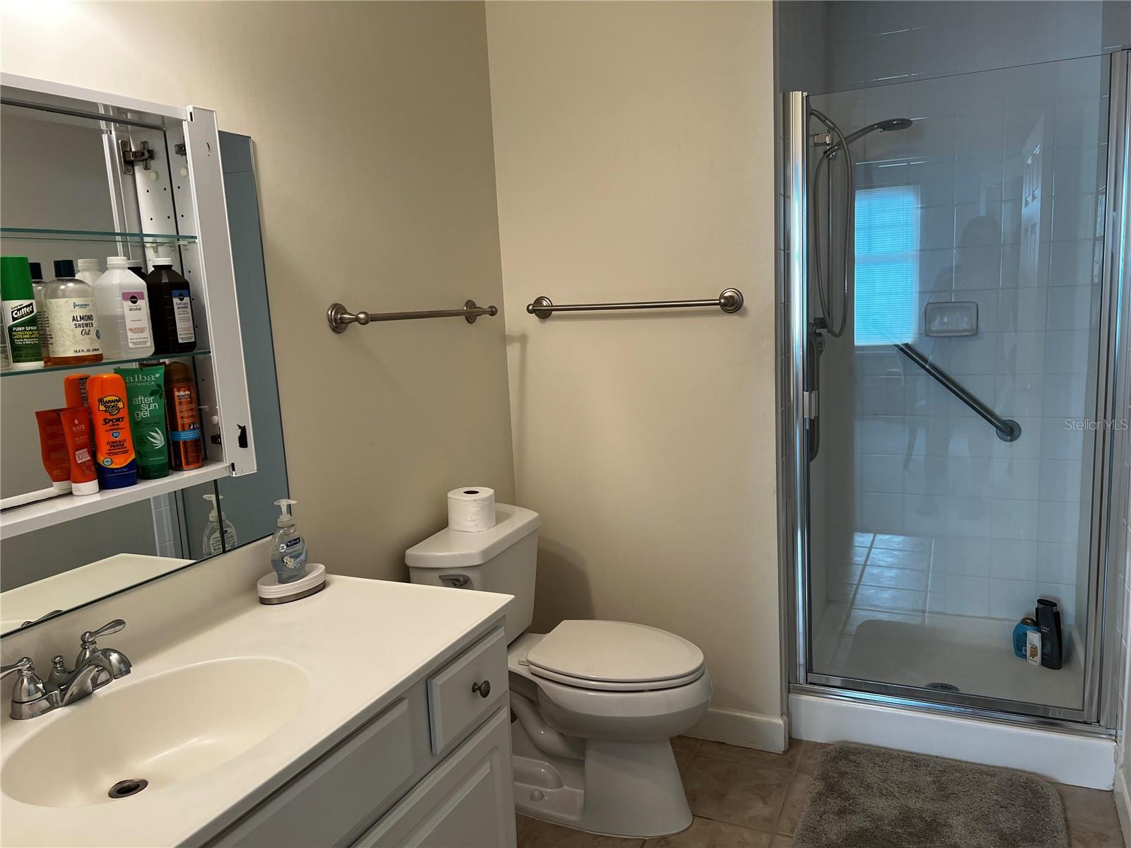 RENAISSANCE - Residential Lease
