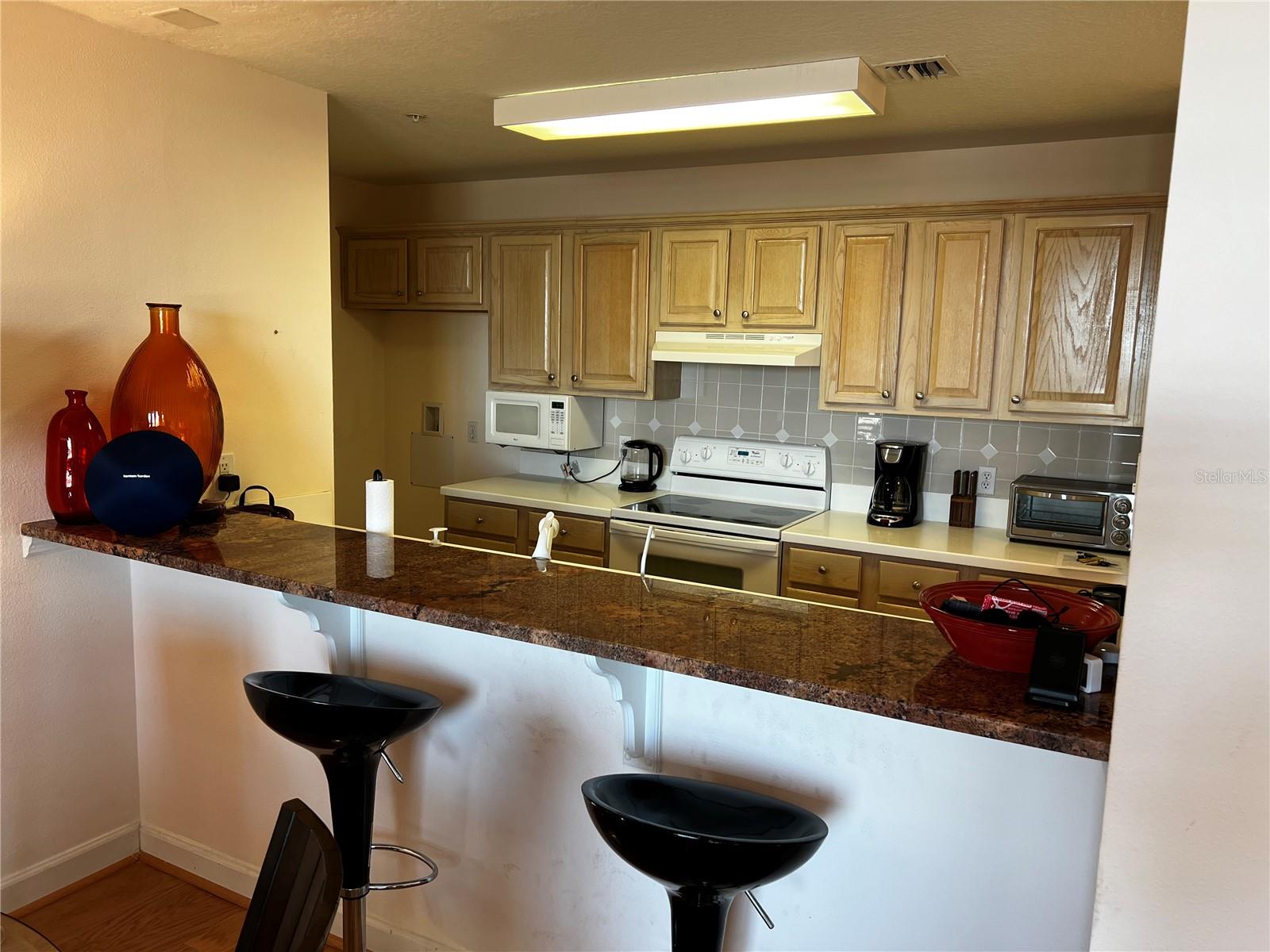 RENAISSANCE - Residential Lease