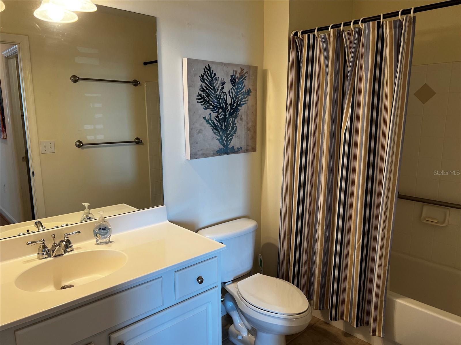 RENAISSANCE - Residential Lease
