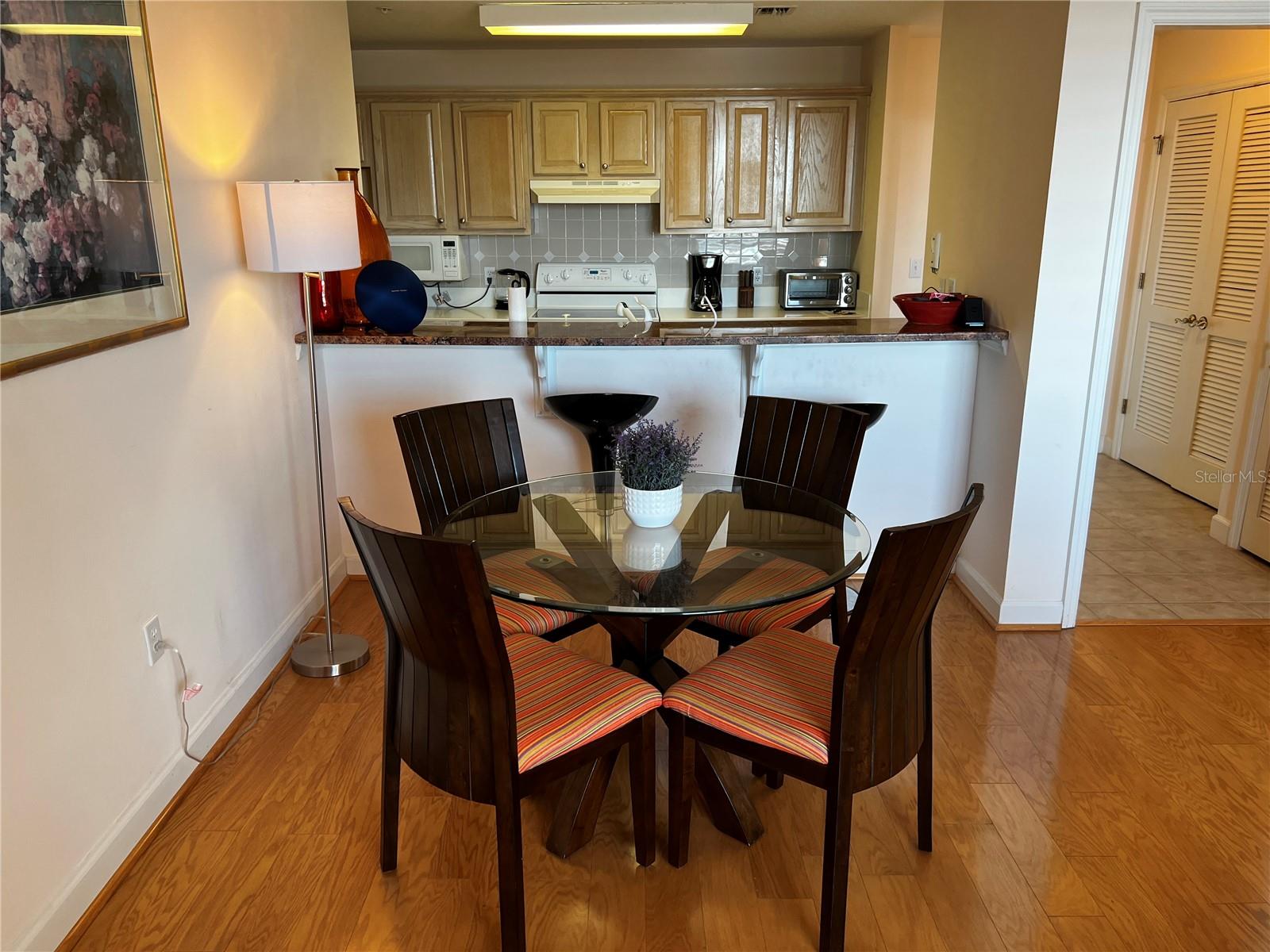 RENAISSANCE - Residential Lease