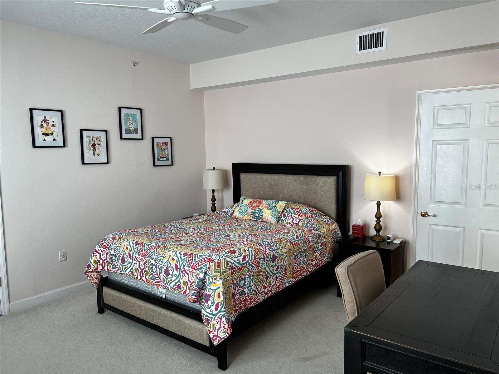 RENAISSANCE - Residential Lease