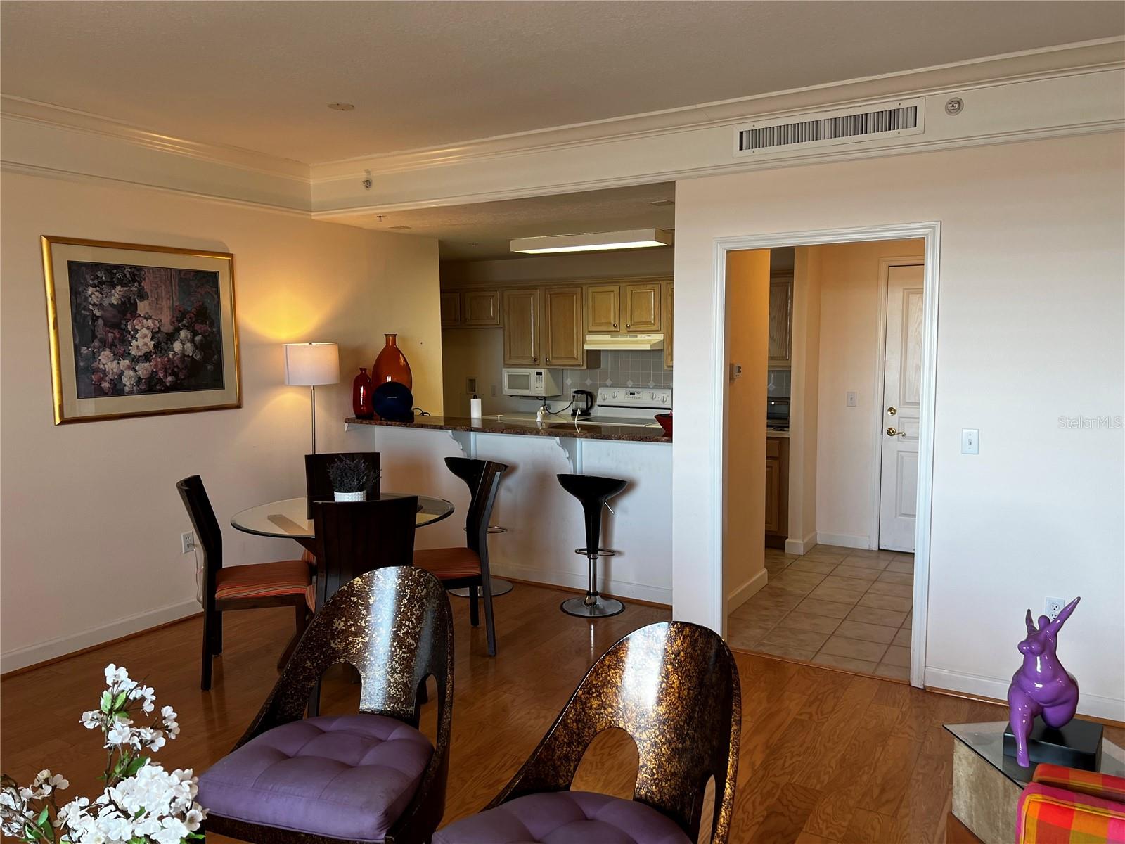 RENAISSANCE - Residential Lease
