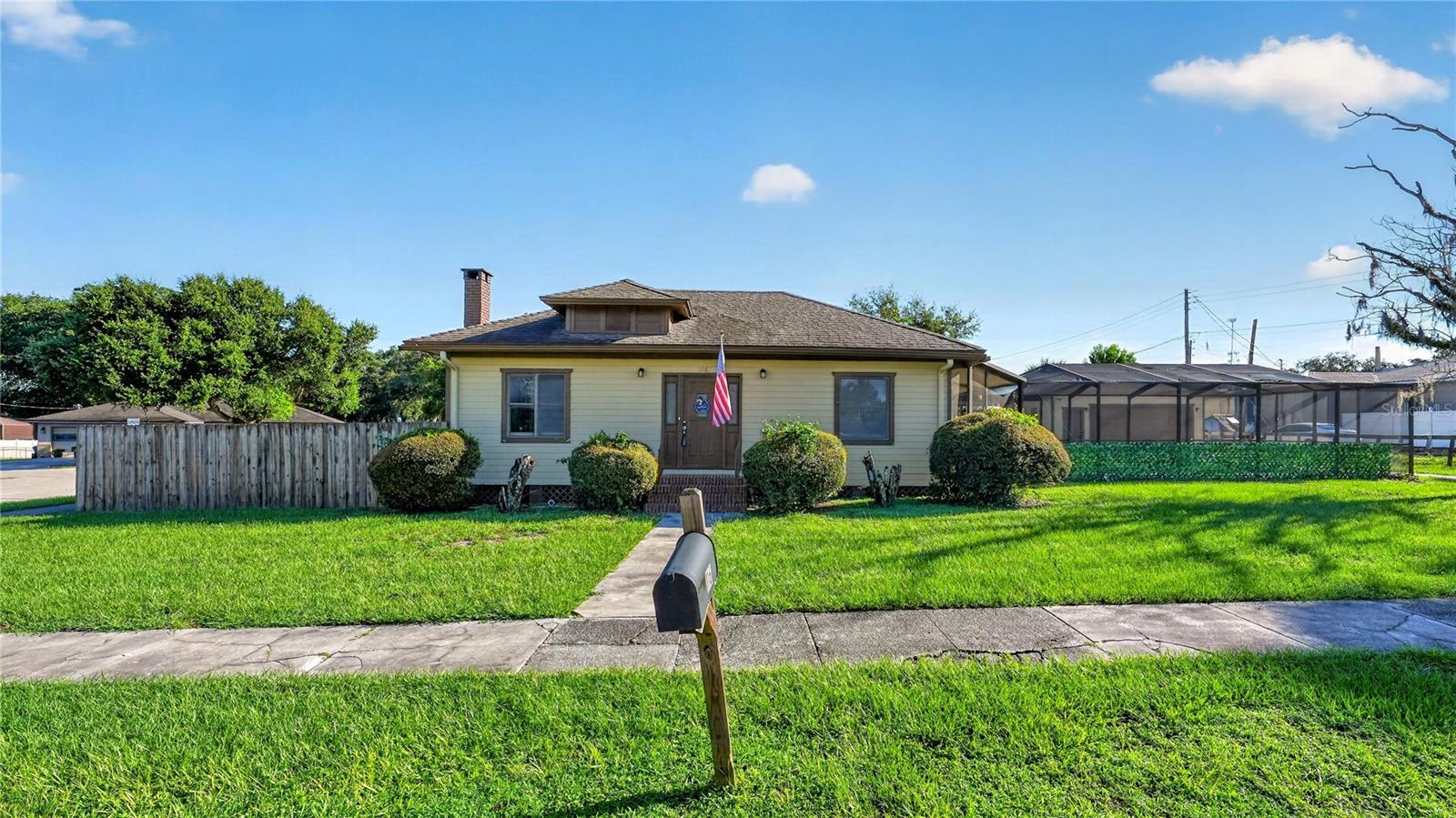 116 W ARBORVITAE LANE