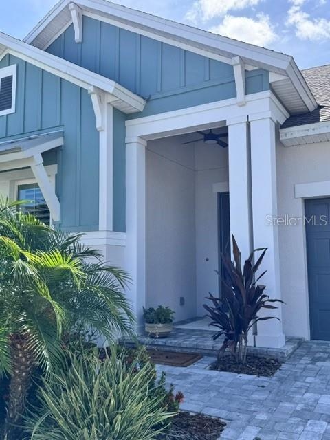 1578 RUNNING TIDE PLACE