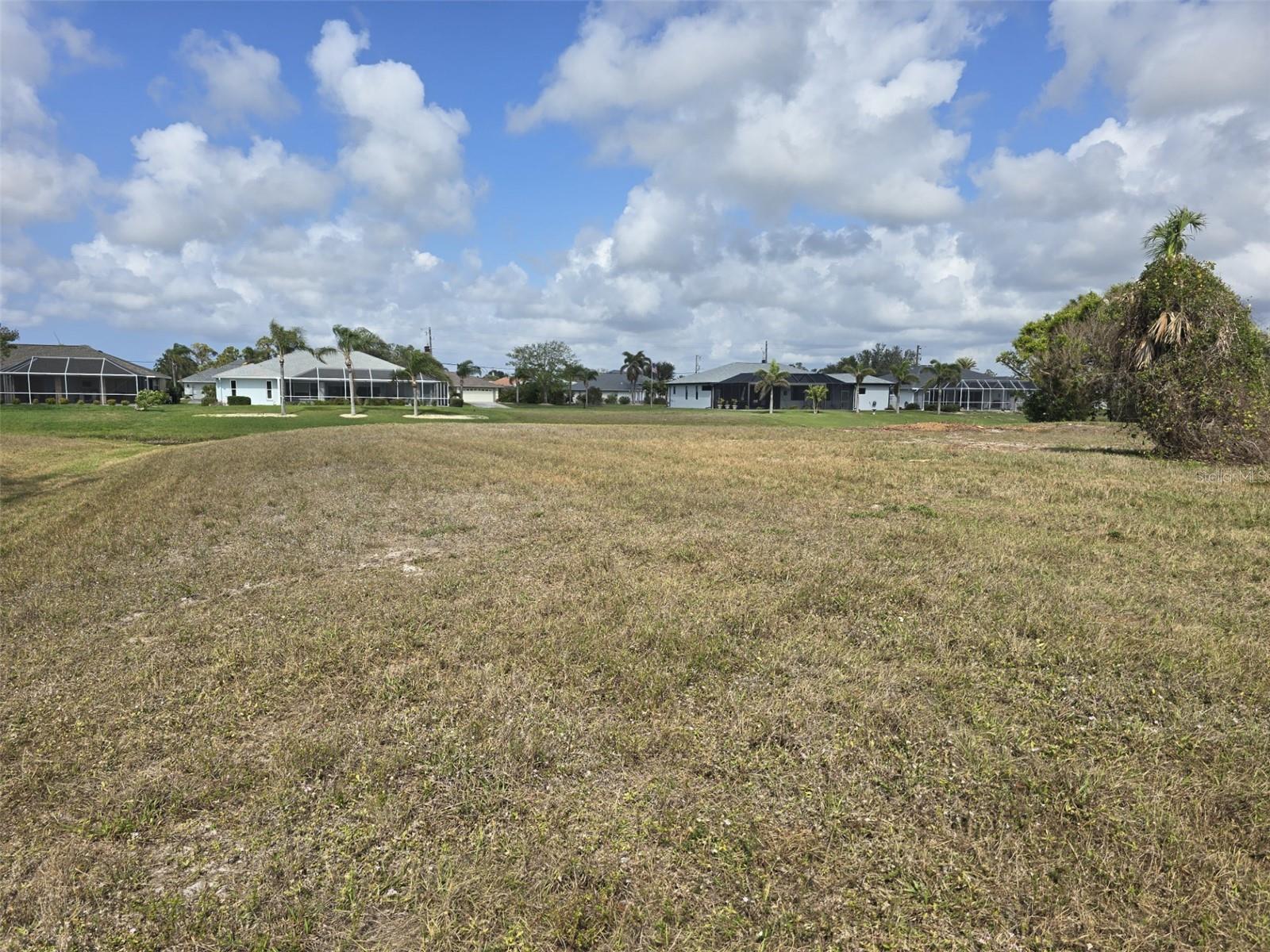 ROTONDA WEST BROADMOOR - Land