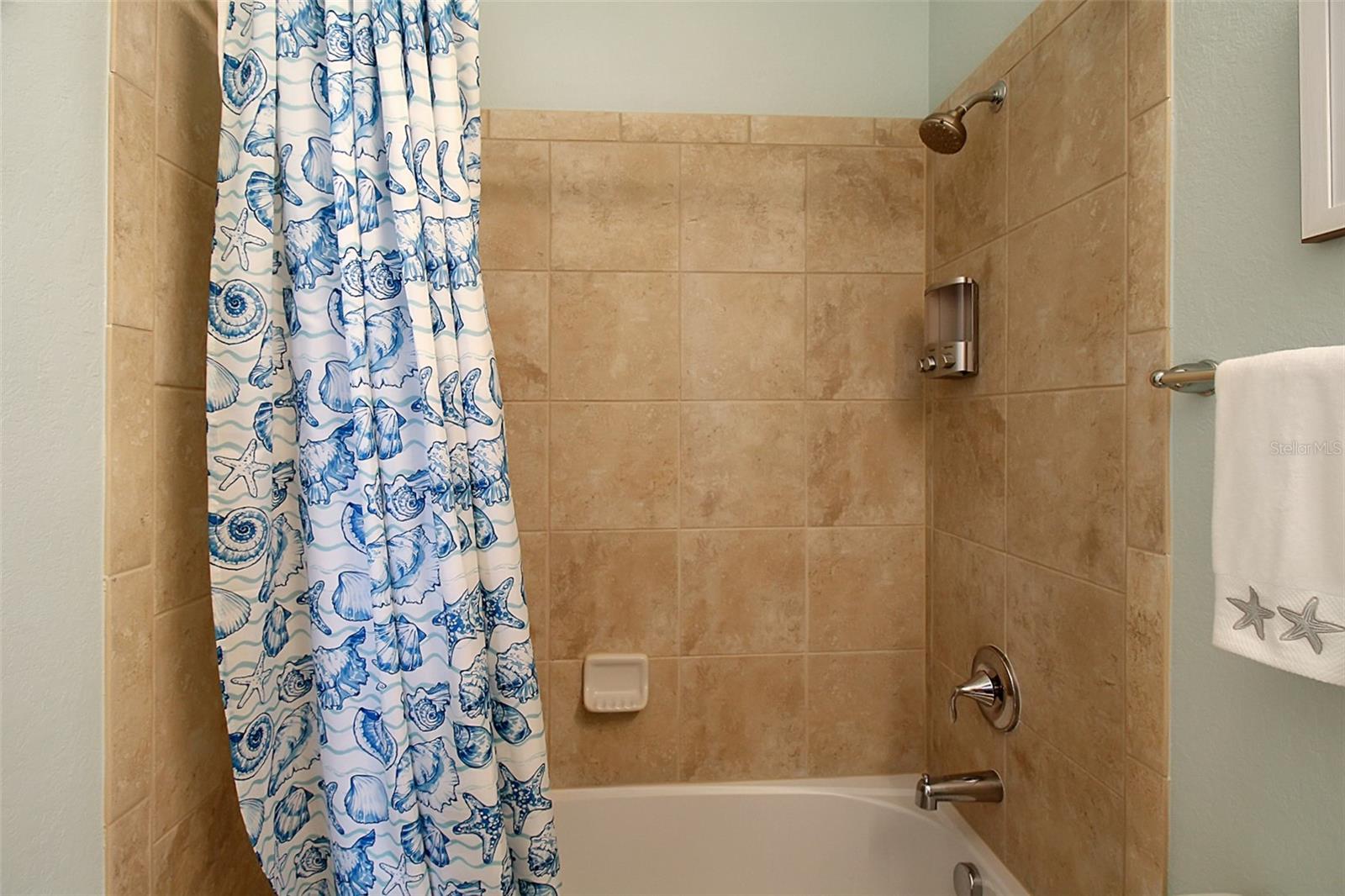 TERRACE IV AT RIVER STRAND PH II - Residential Lease