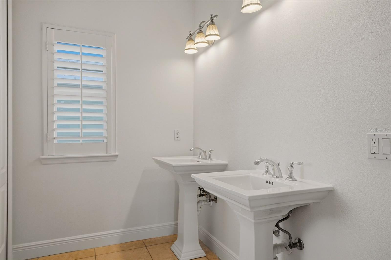 ANNA MARIA BEACH THIRD ADD - Residential