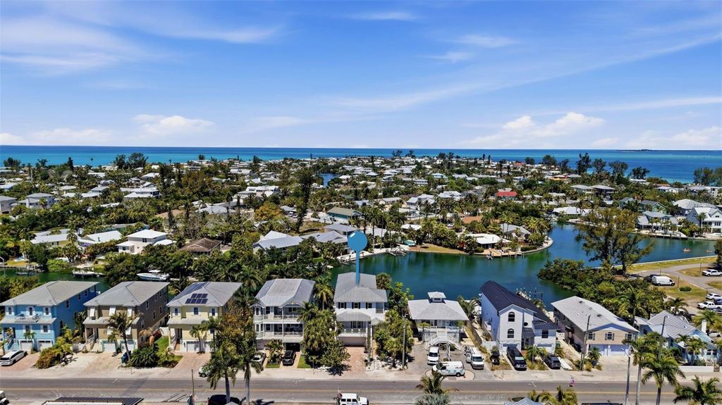 Photo of 418 Pine Avenue, Anna Maria, FL 34216 (MLS # A4690403)