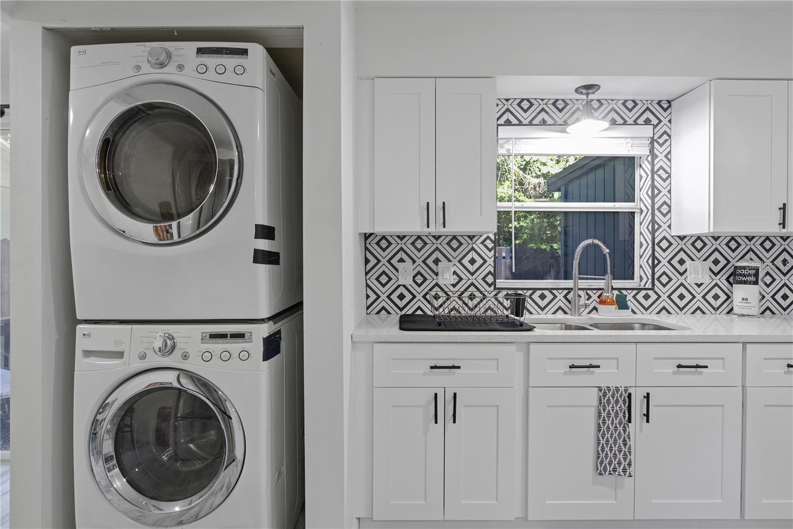 WISSAHICKON H/44 LOT 40 BLK A - Residential Income