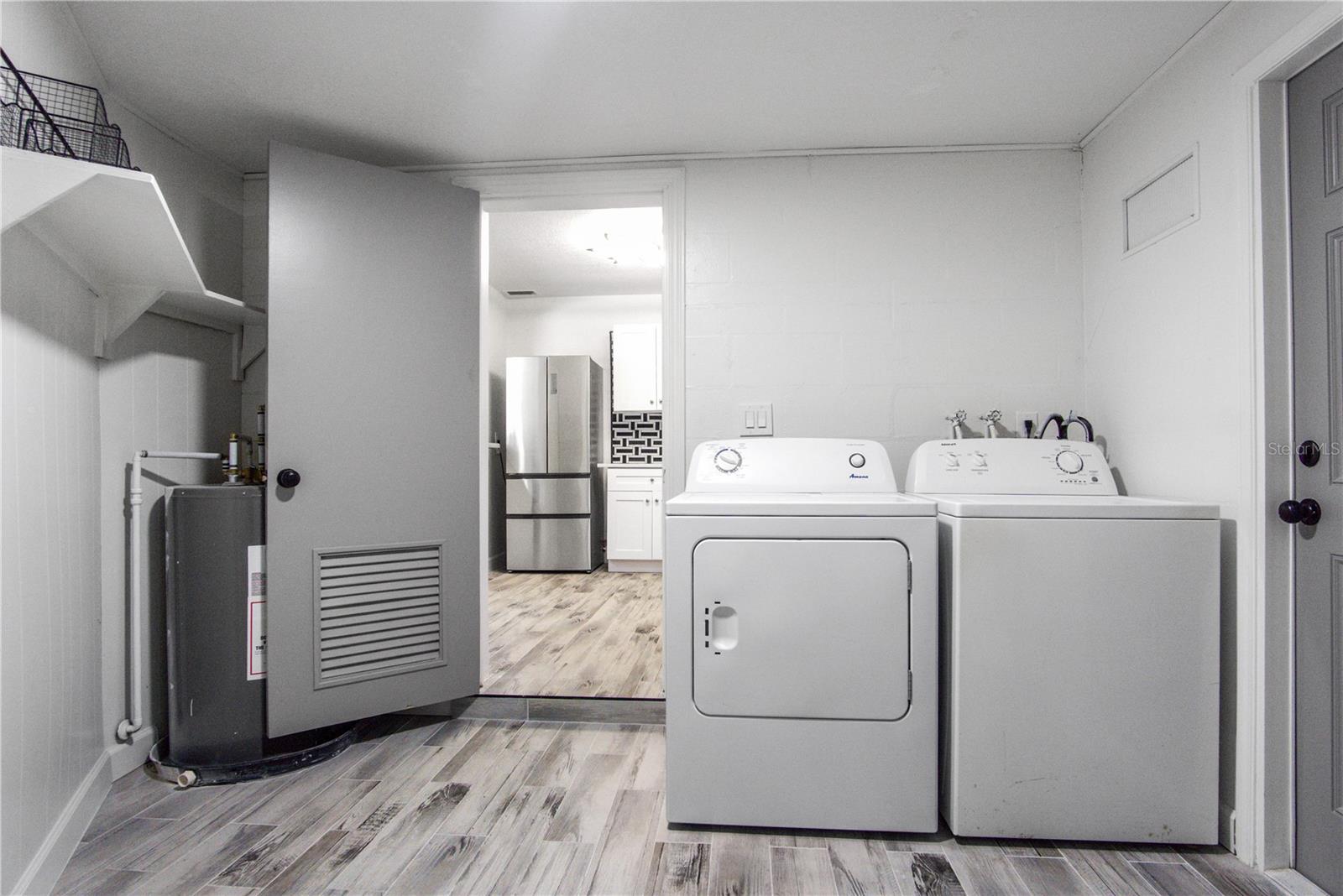 WISSAHICKON H/44 LOT 40 BLK A - Residential Income