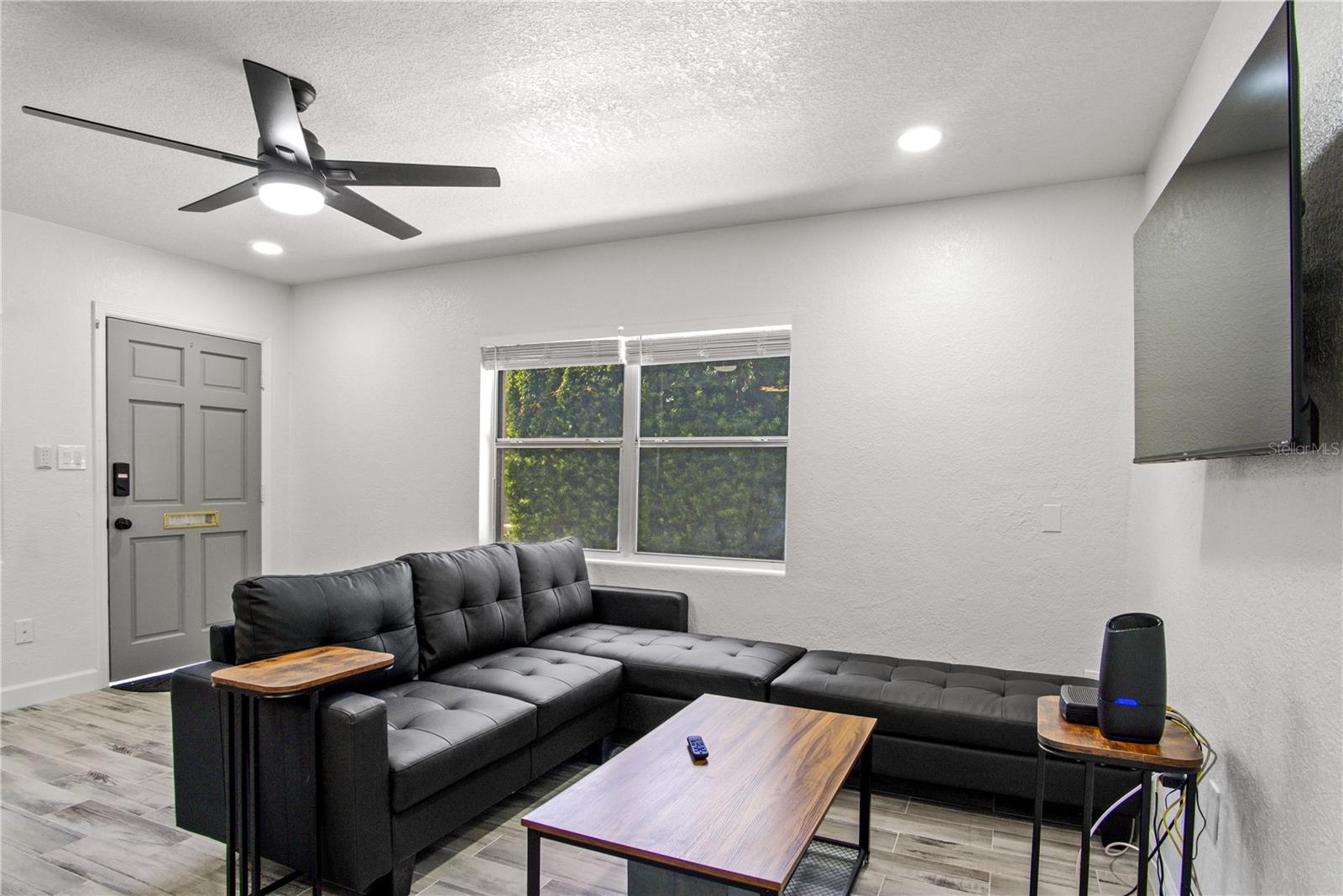 WISSAHICKON H/44 LOT 40 BLK A - Residential Income