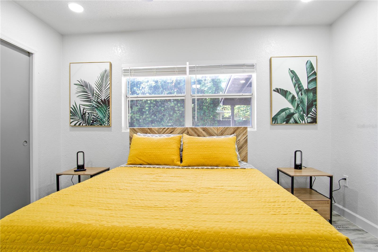 WISSAHICKON H/44 LOT 40 BLK A - Residential Income