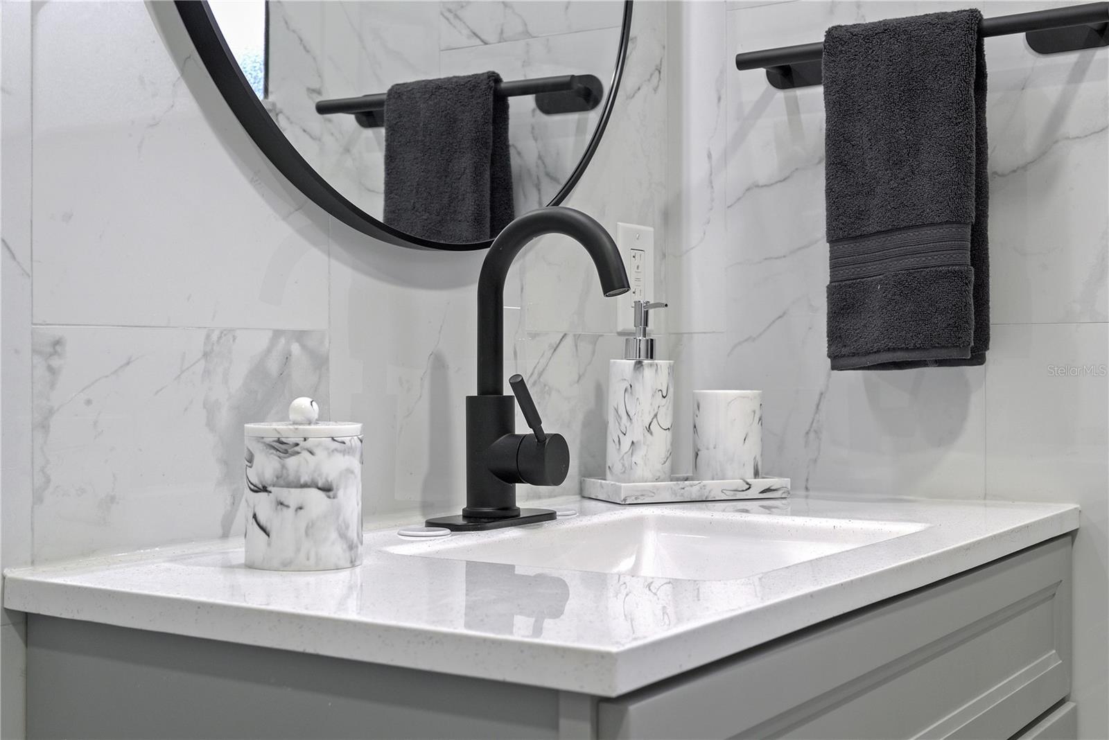 WISSAHICKON H/44 LOT 40 BLK A - Residential Income