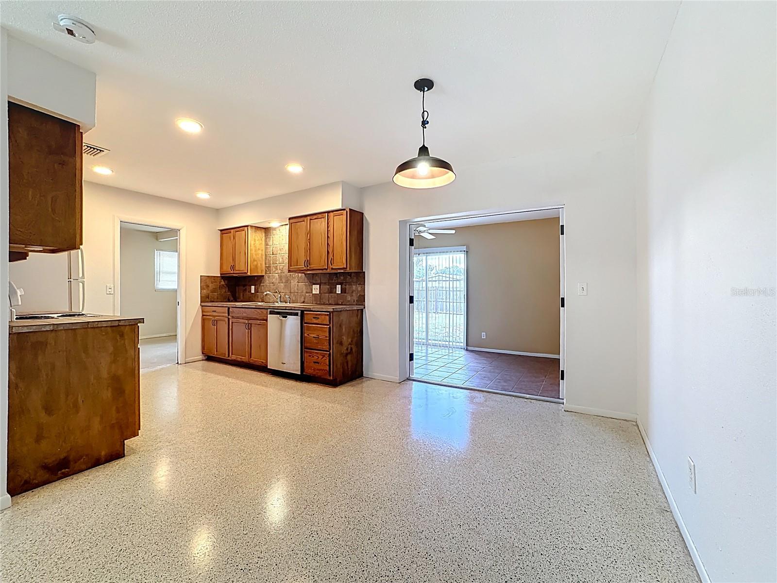 SOUTHWOOD VILLAGE FIRST ADD REP - Residential