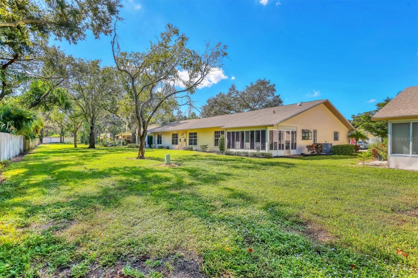 OAKHURST PH I - Residential